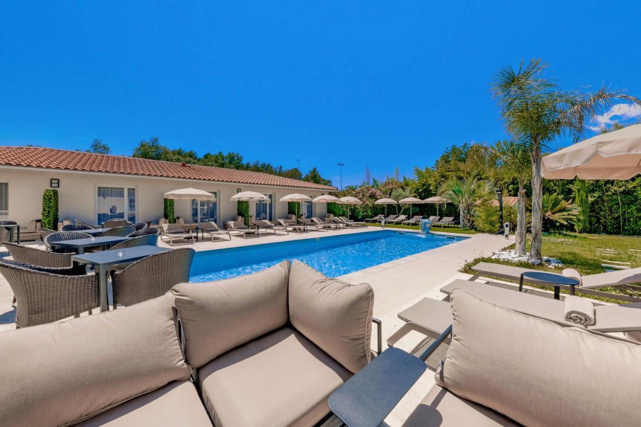 Hotel Villa Sophia - Adults Only July And August Mougins Buitenkant foto