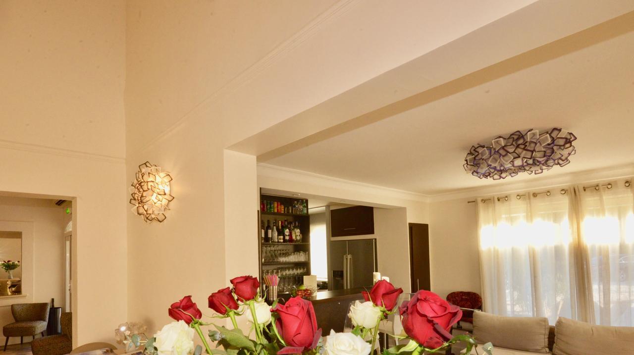 Hotel Villa Sophia - Adults Only July And August Mougins Buitenkant foto
